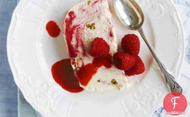 Cranachan cu zmeură înghețată