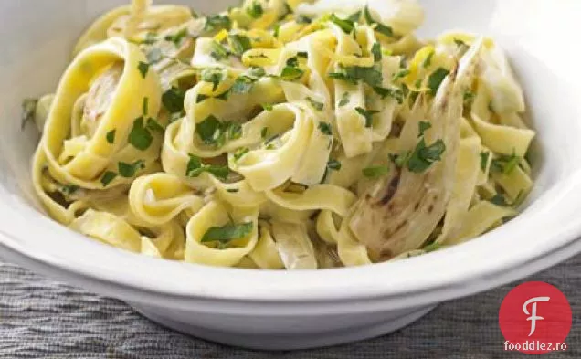 Tagliatelle cremoase cu fenicul