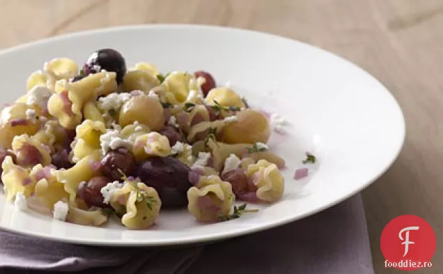 Campanelle cu struguri prăjiți și Feta