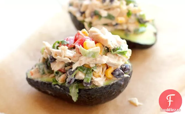 Salată De Pui Cu Avocado