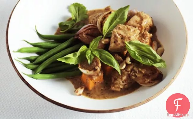 Curry de pui massaman mai ușor