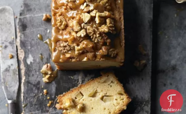 Tort de pâine cu mere Caramel