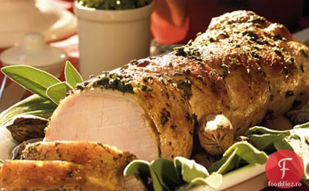 Friptură de porc cu Pesto de salvie și Pecan