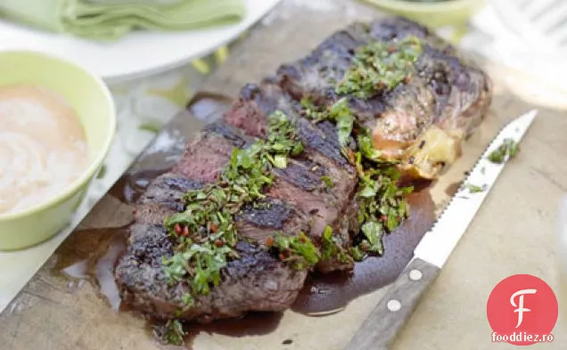 Friptură prăjită cu pansament chimichurri