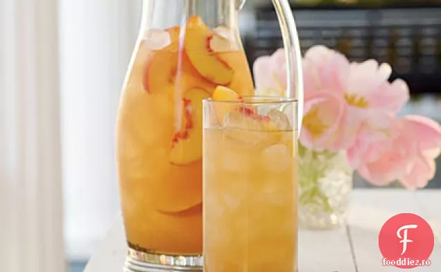 Conacul guvernatorului pumn de ceai de piersici de vară