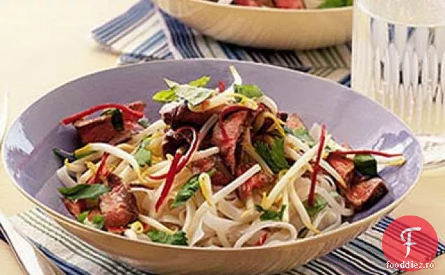 Salată rapidă de vită Thailandeză