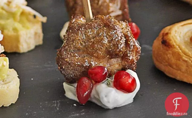 Frigarui de miel condimentat cu rodie tzatziki