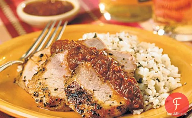 Chile-filet de porc frecat cu sos rapid de alunițe