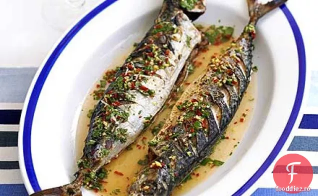 Macrou la grătar cu ghimbir, ardei iute și var