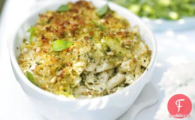 Paste de dovlecei și busuioc cu pesmet pesto