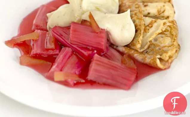 Compot de rubarbă cu vanilie CR ampermalme fra ampermolche & clătite