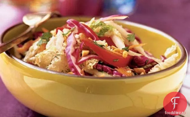 Salată De Varză Thailandeză