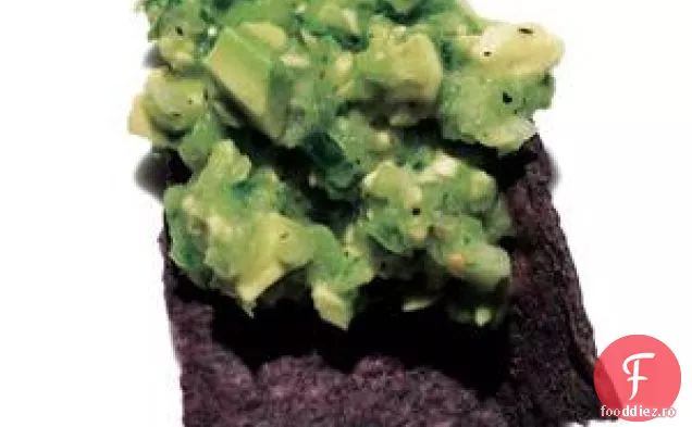 Tomatillo Și Avocado Dip