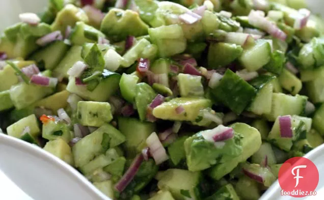Salată De Guacamole