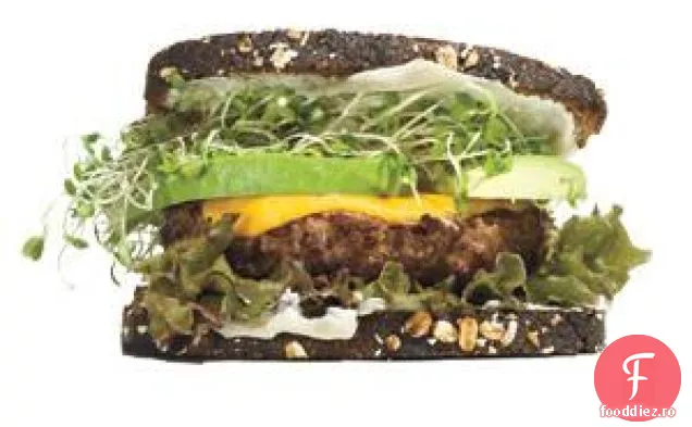 Burgeri Cu Cheddar, Avocado Și Varză