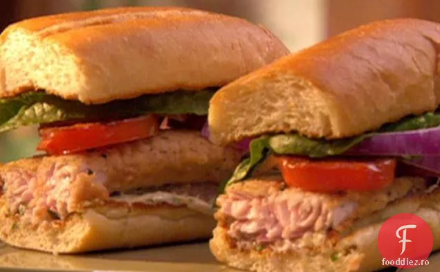 Catfish Hero cu roșii arse și maioneză cu ierburi