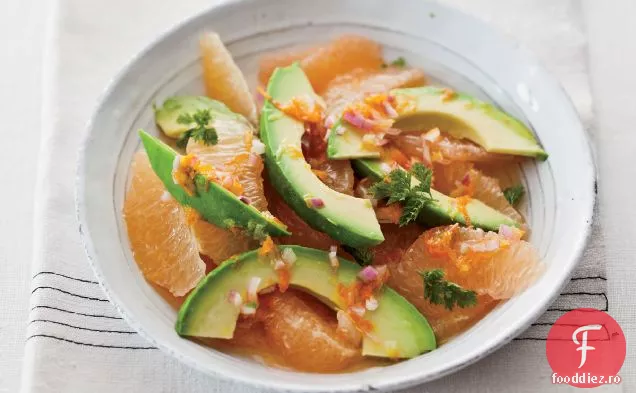 Salată roz-Grapefruit și Avocado