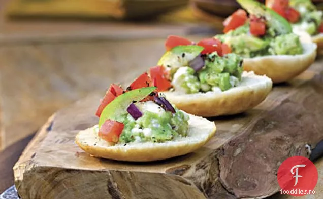 Guacamole-Pâine Prăjită Cu Brânză De Capră