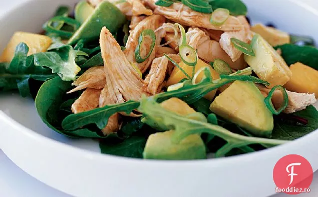 Salată picantă de pui, Avocado și Mango