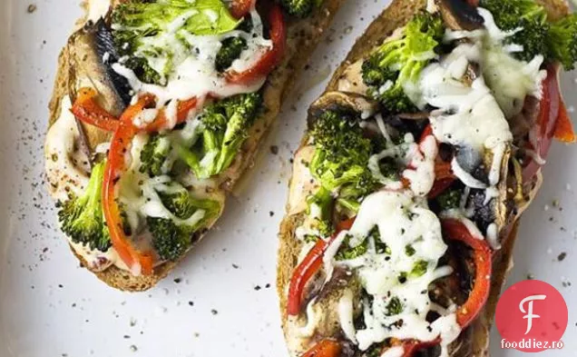 Portobello, Broccoli Și Ardei Roșu Se Topește