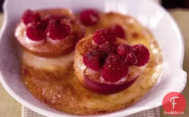 Nectarine și gratin de zmeură