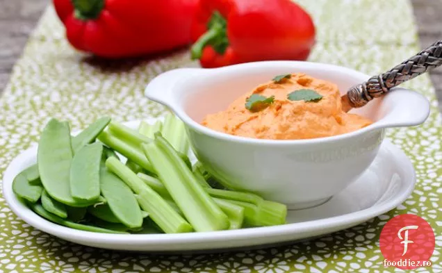 Hummus Și Legume Cu Ardei Roșu Prăjit