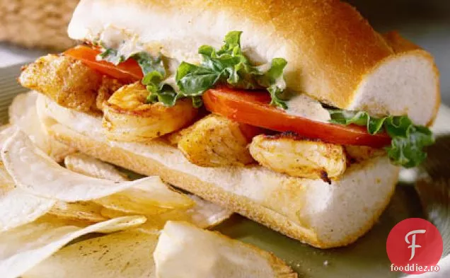 Po ' Boy Cu Fructe De Mare La Grătar