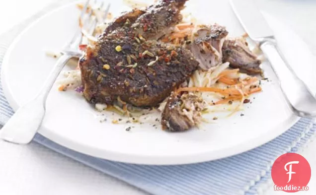 Cotlet de porc cu crustă de fenicul cu salată de țelină de iarnă