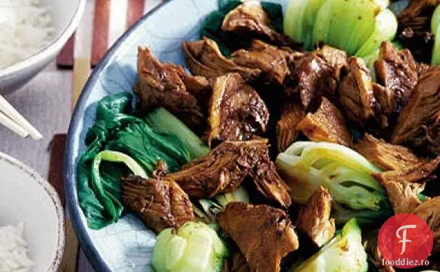 Carne de porc fiartă în stil Shanghai