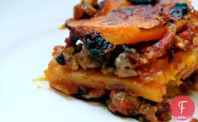 Salată Paleo Cobb Cu Vinetă Prăjită De Ardei Roșu