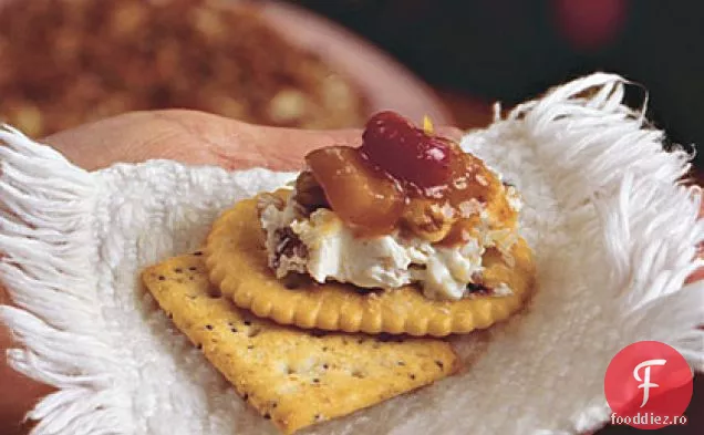 Brânză De Nuci De Ananas Cu Chutney De Afine