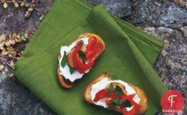 Rețeta de crostini de ardei roșu prăjit a lui Greg Brown