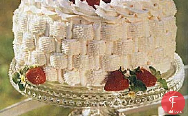 Tort Cu Coș De Căpșuni