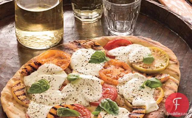 Pizza Cu Roșii-Piersici La Grătar