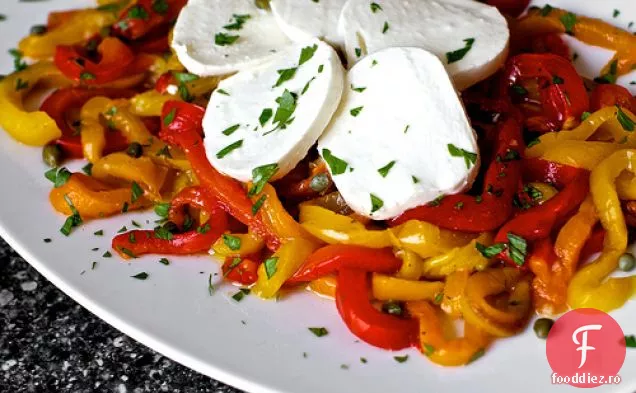 Ardei Prăjiți Cu Capere Și Mozzarella