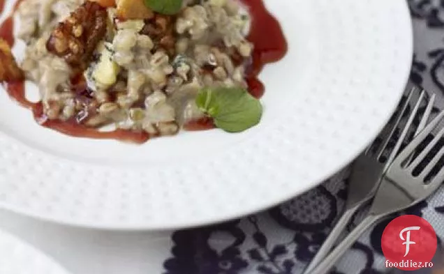 Orzotto de nuci și stilton cu dovlecei prăjiți și sos de Port