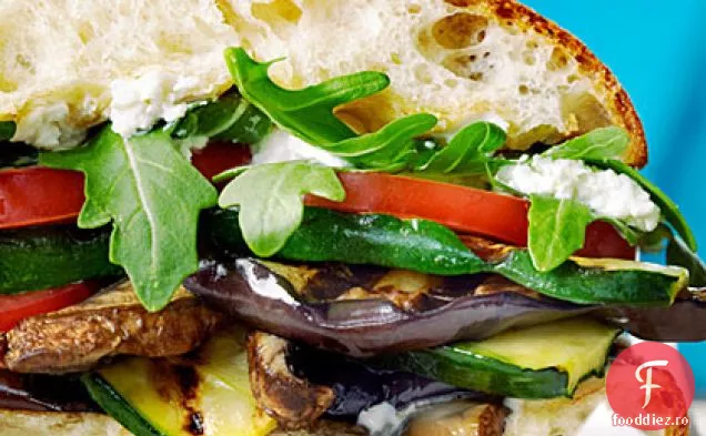 Sandvișuri Cu Legume Mediteraneene La Grătar