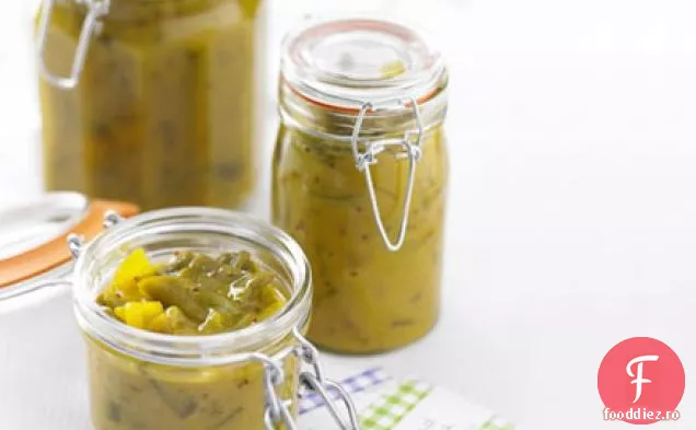 Fasole verde și murături de muștar