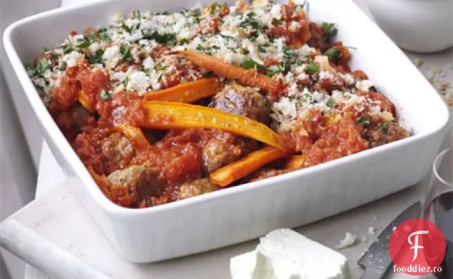 Chiftele cochete și morcovi coaceți cu firimituri feta crocante