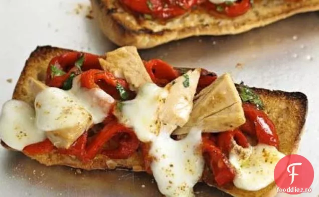 Pizza panini cu ardei și ton