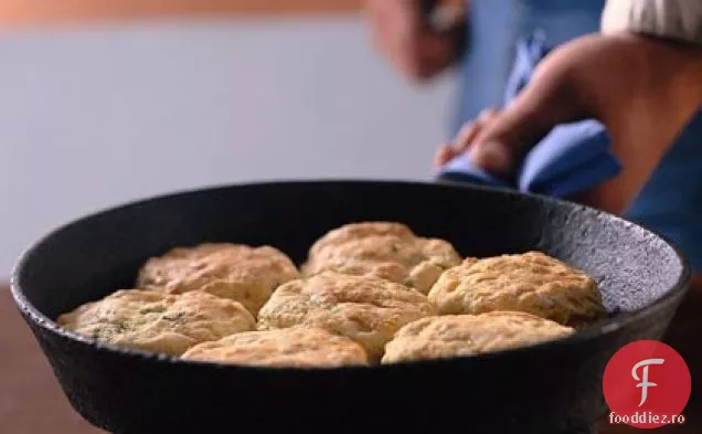 Biscuiți cu cartofi și brânză