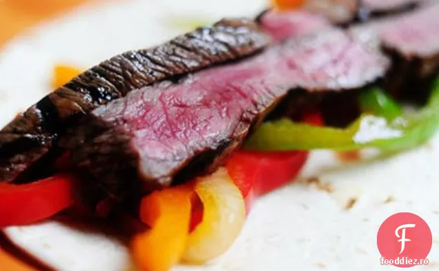 Fajitas De Pui Și Carne De Vită Ponzu