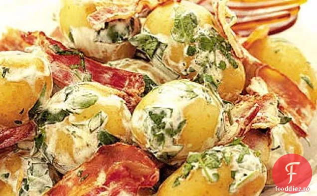 Salată nouă de cartofi, Nasturel și slănină cu sos de smântână