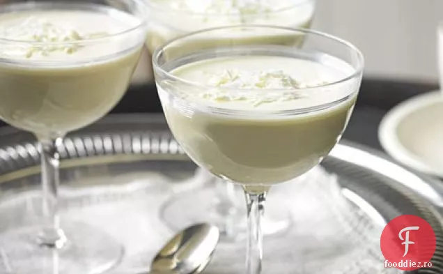 Mousse de ciocolată albă și cardamom