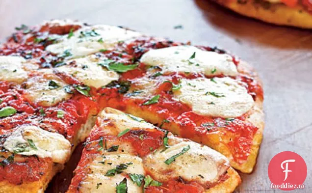 Pizza Cu Brânză Cu Ierburi