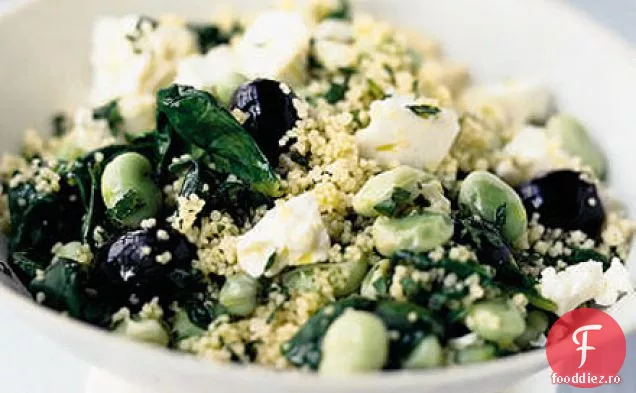 Salată de spanac, fasole și feta