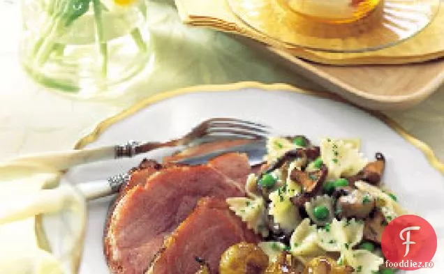 Balsamic-și Dijon-șuncă glazurată cu ceapă perlată prăjită