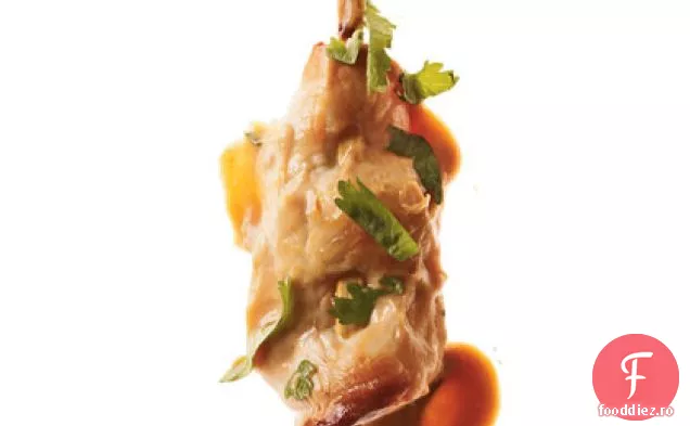 Satay De Pui Cu Sos Picant De Arahide