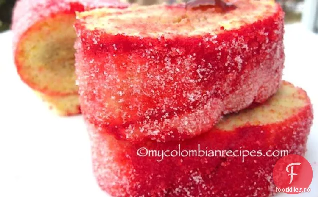 Rollo Rojo de Guayaba (tort roșu columbian cu Guava)