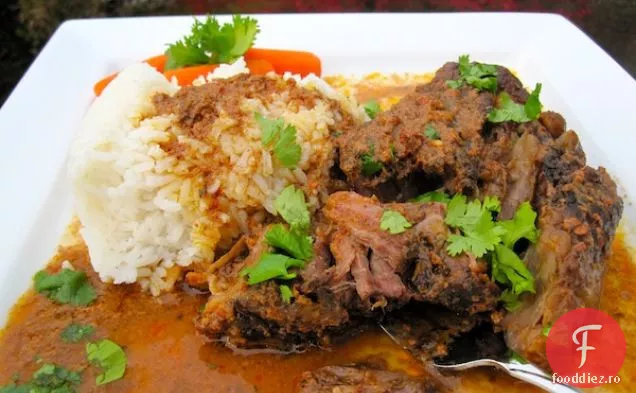 Friptură de oală cu aragaz lent cu sos de Tamarind (Carne con Salsa de Tamarindo)